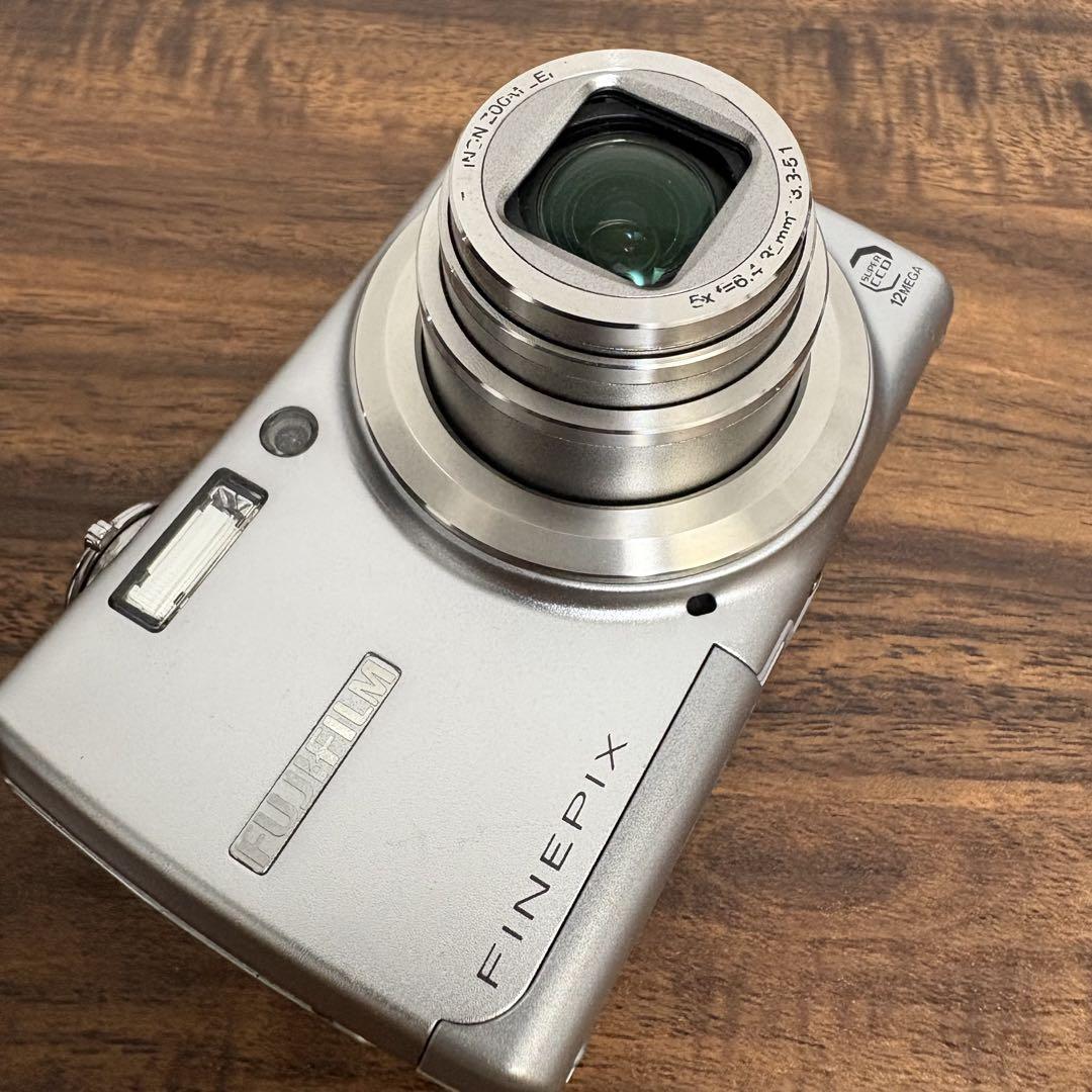 美品✨】FUJIFILM FinePix F100fd コンデジ CCD 作例 - メルカリ