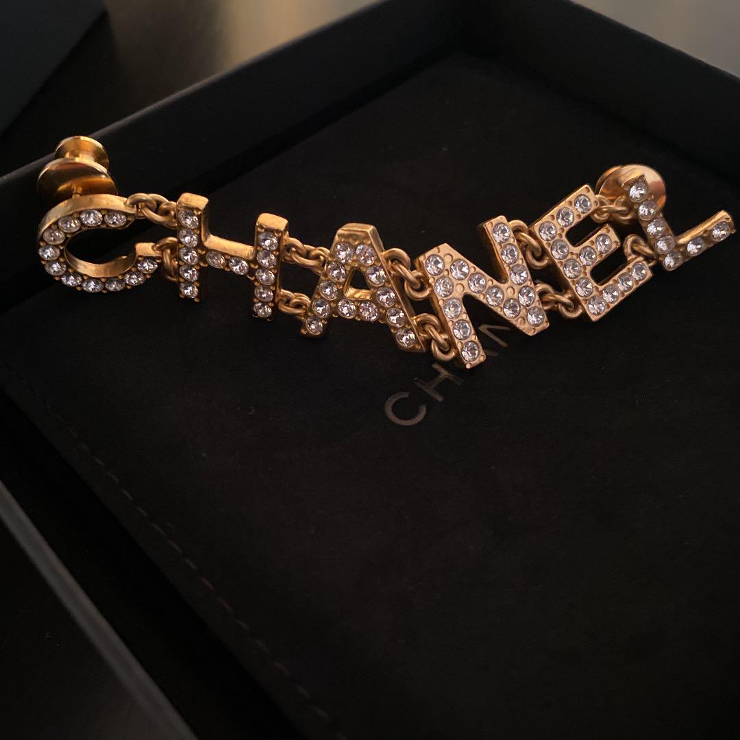 ブラック系種類豊富な品揃え シャネル CHANEL ロゴ ブローチ ブローチ/コサージュ アクセサリーブラック系-WWW.MARENGOEF.COM ブラック系種類豊富な品揃え シャネル CHANEL ロゴ ブローチ ブローチ/コサージュ アクセサリーブラック系-WWW.MARENGOEF.COM