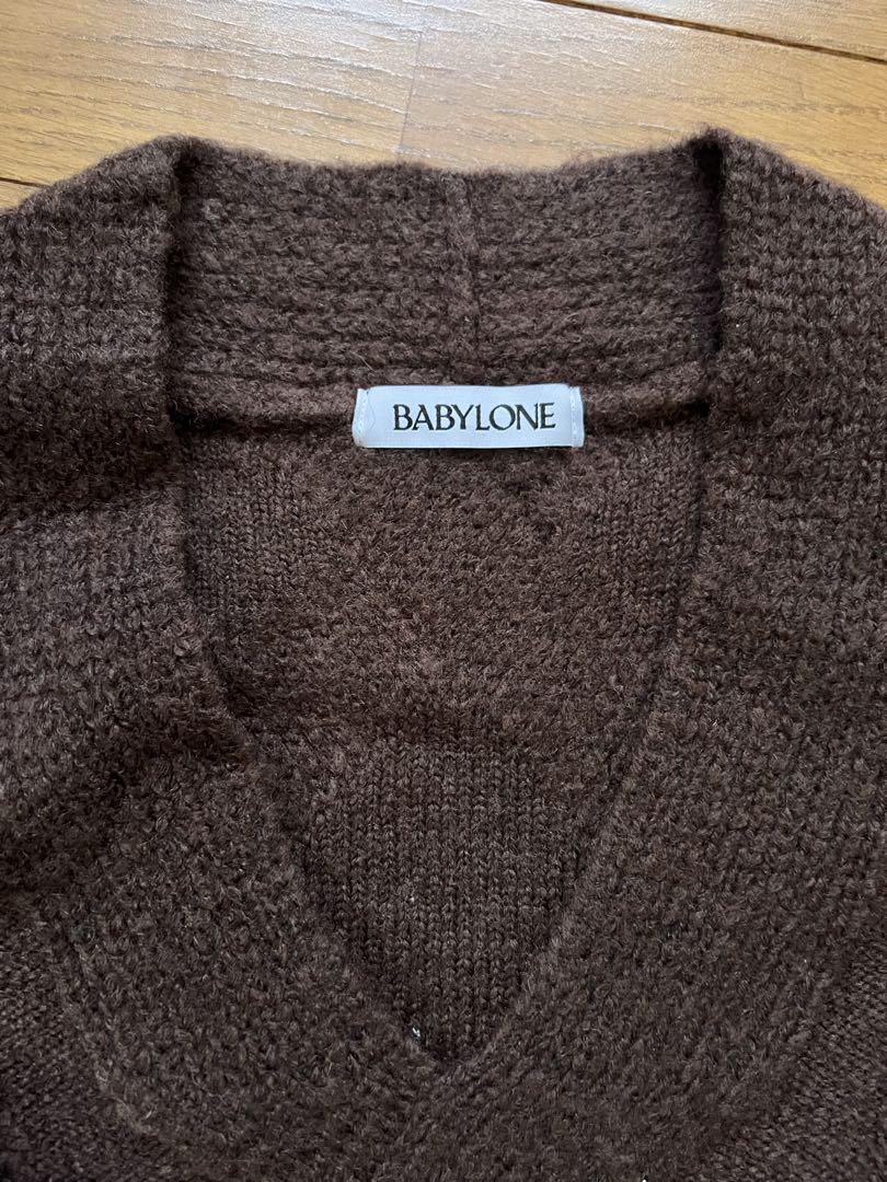 BABYLONE ブラウン Vネックニットセーター