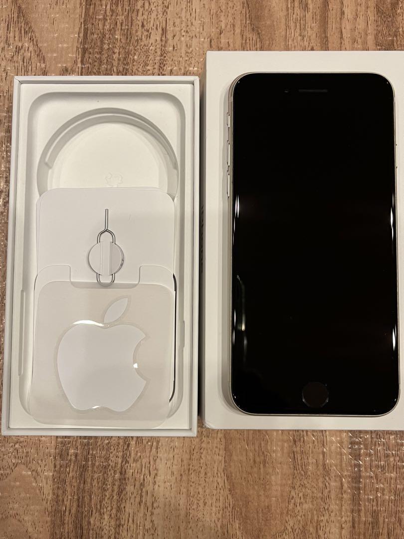 iPhone SE (第3世代) スターライト 64 GB SIMフリー