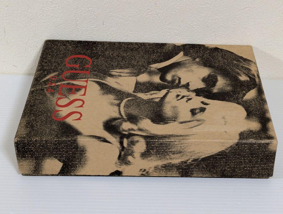 GUESS　レザー システム 手帳