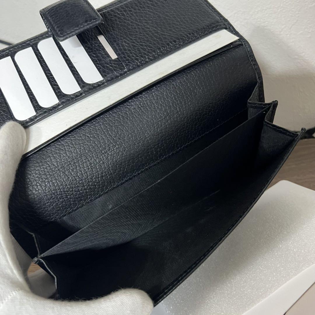 GUCCI ブラックレザー 長財布 箱付き