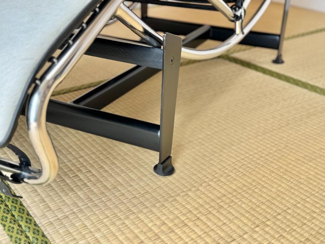 ル・コルビジュエ「LC4 シェーズロング」リプロダクト