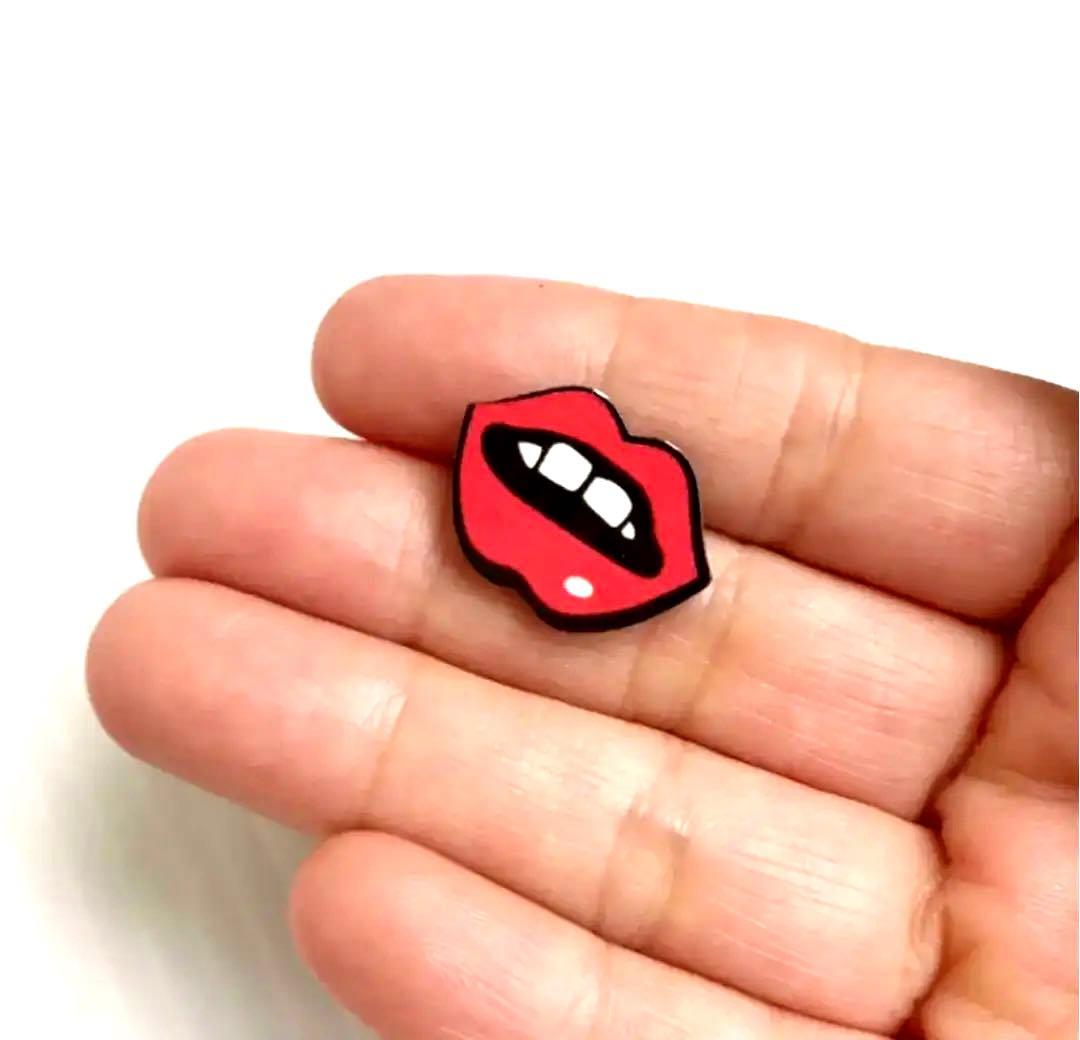 可愛い 唇 リップ ピアス お洒落 メルカリ 可愛い 唇 リップ ピアス お洒落 メルカリ