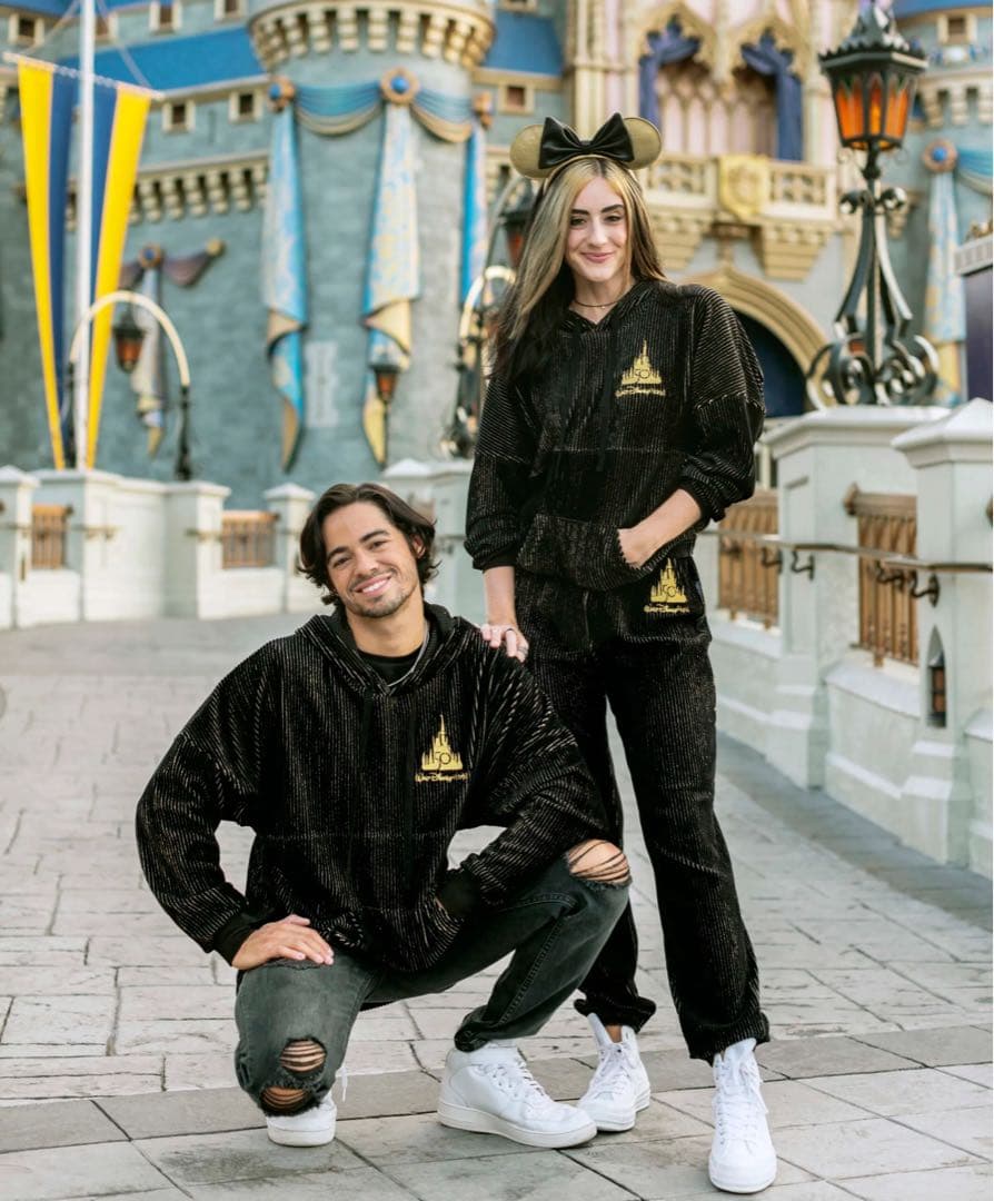 【超希少】WDW 50周年 スピリットジャージ パーカー スウェット ゴールド 【超希少】WDW 50周年 スピリットジャージ パーカー スウェット ゴールド