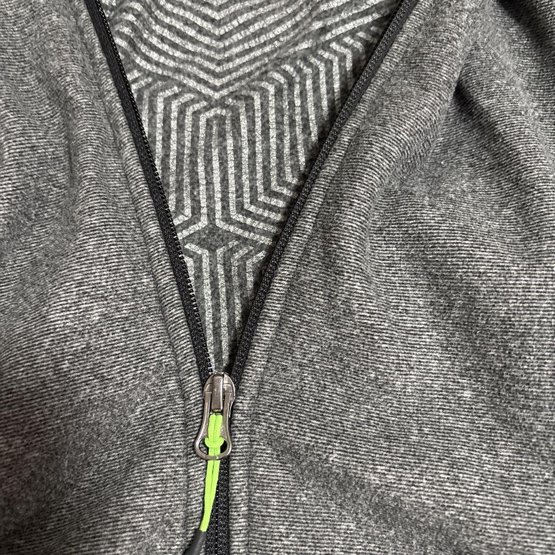 UNDER ARMOUR ゴルフウェア　ベスト