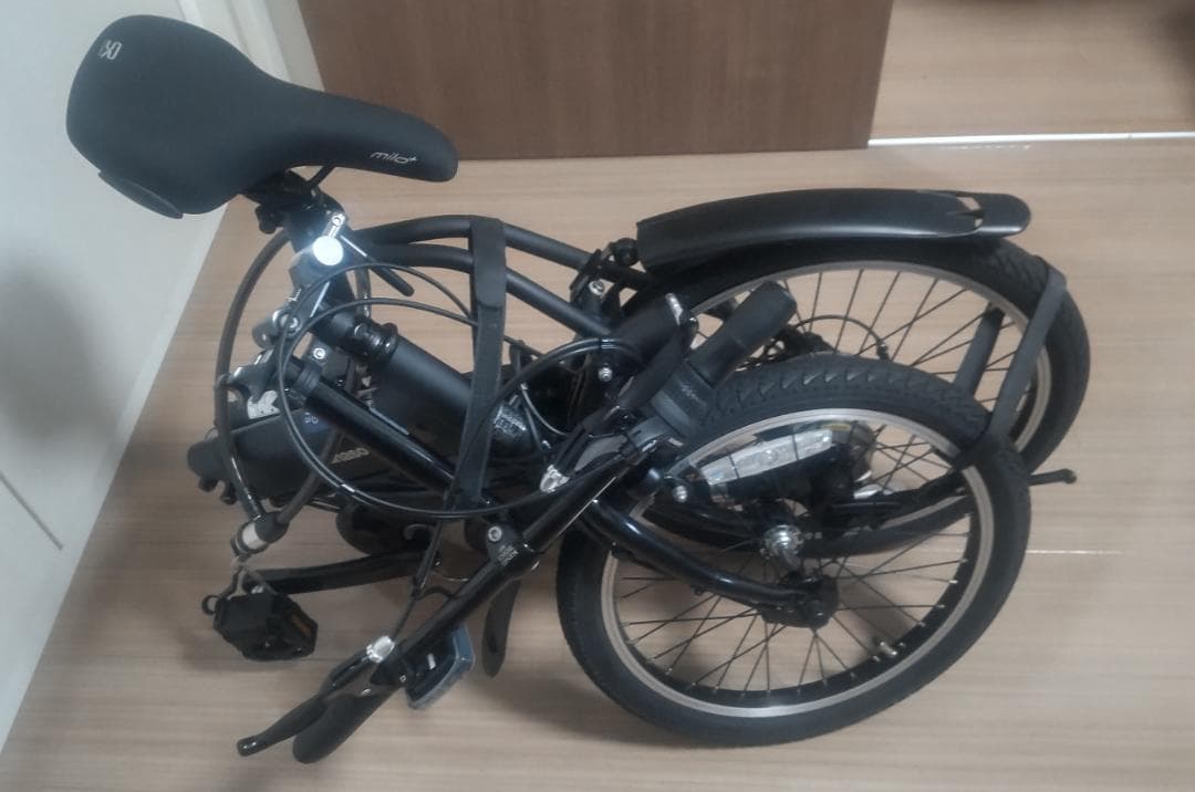 Panasonic　オフタイム　BE-FW071B