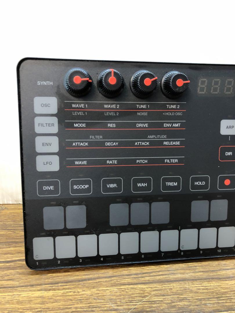 UNO SYNTH IK Multimedia 電源ケーブル付き　送料無料