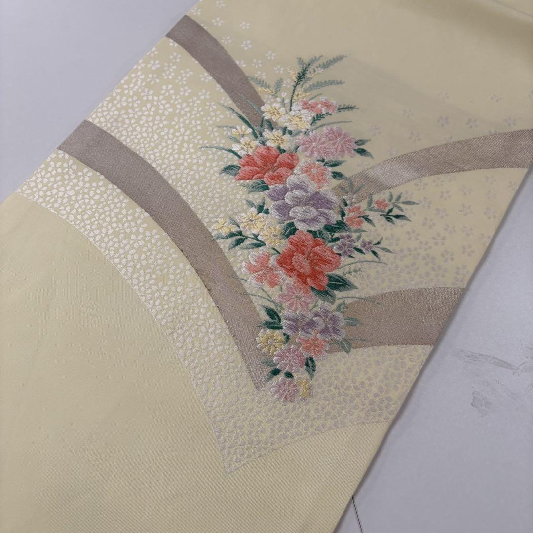 名古屋帯 薄い黄色生地に鮮やかな花 九寸 正絹 AO-3185 - メルカリ