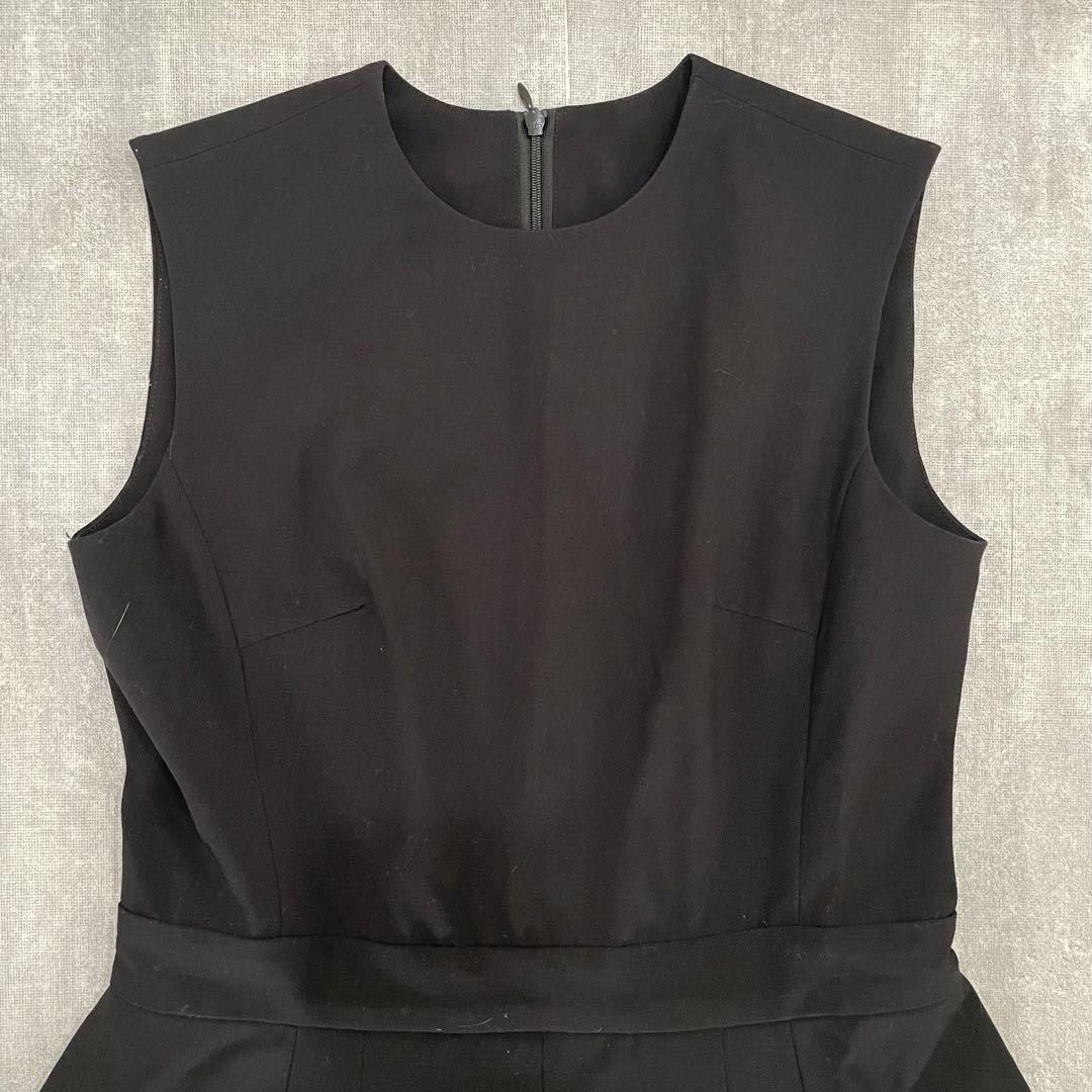 美品】 Mila Owen タックデザインノースリコクーンワンピース