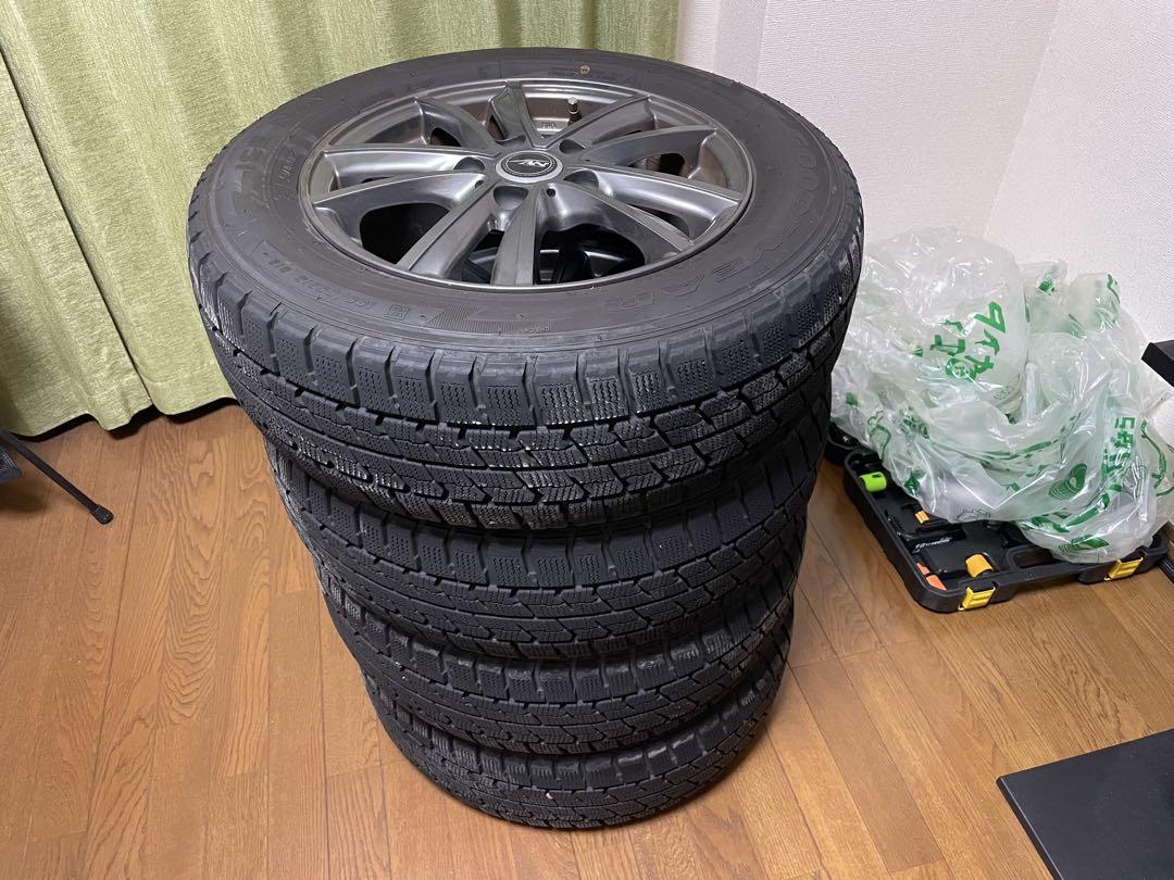 195/65R15 スタッドレス　タイヤホイール付　4本