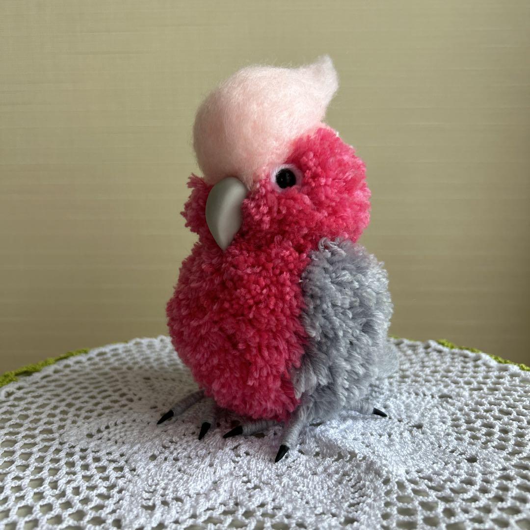 デカポンポンバード・モモイロインコ