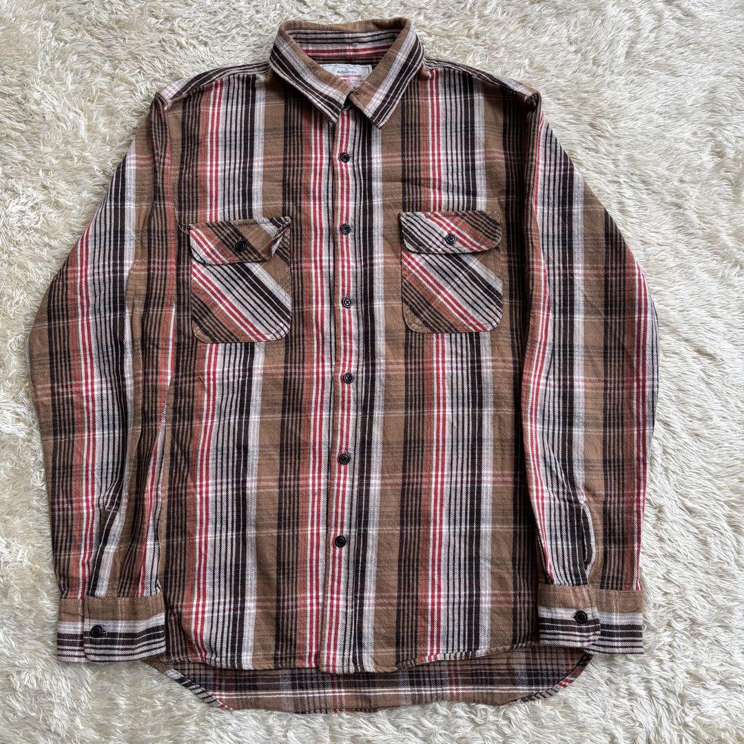 美品 AVIREX チェックネルシャツ XL カットソー