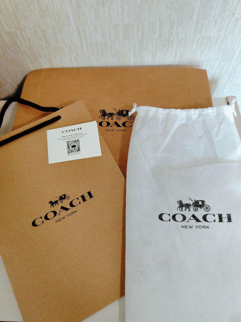 COACH 長財布　コーチ長財布　レディース　ホワイト 【新品、未使用】
