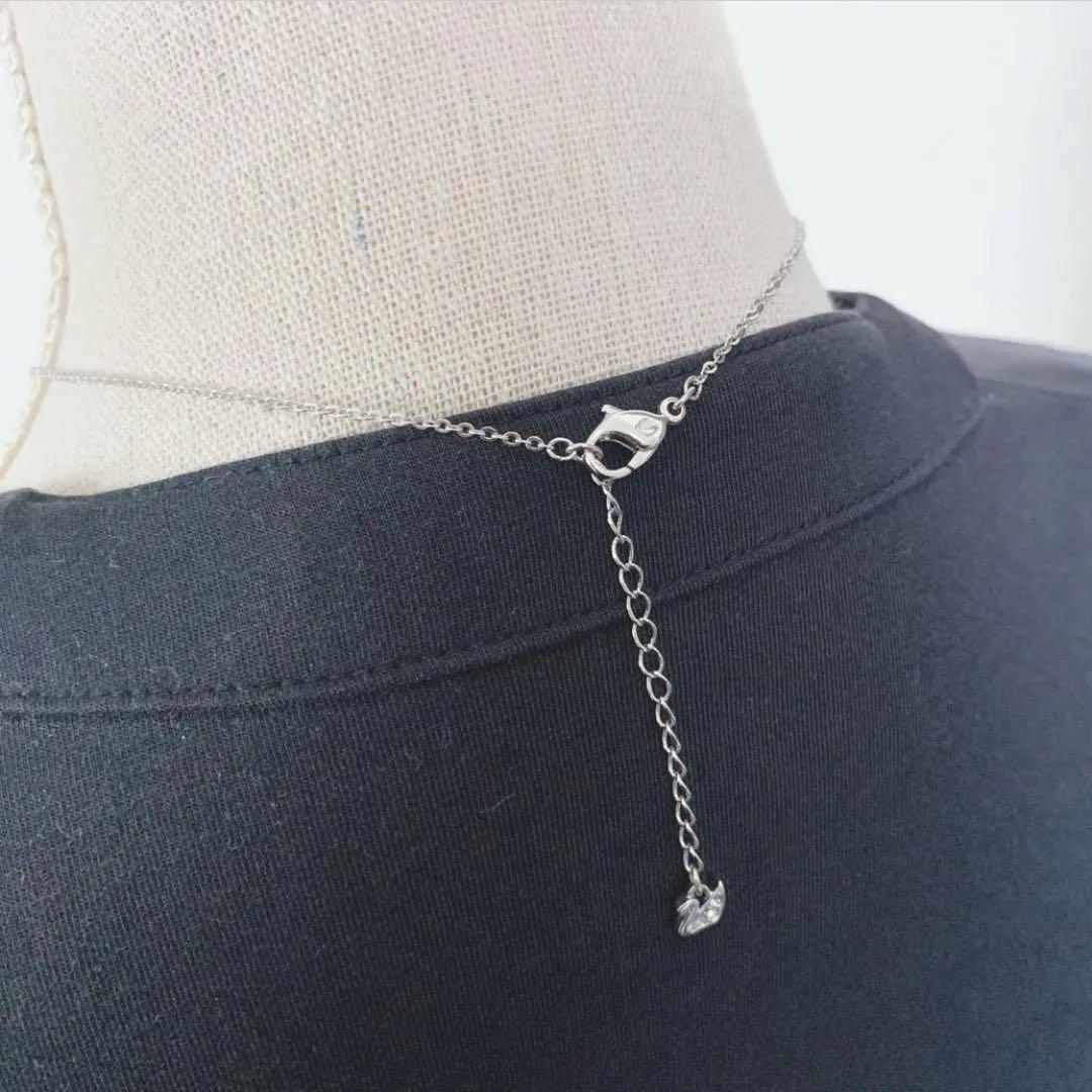 箱付き　SWAROVSKI　スワロフスキー　シルバー　ネックレス　ラインストーン