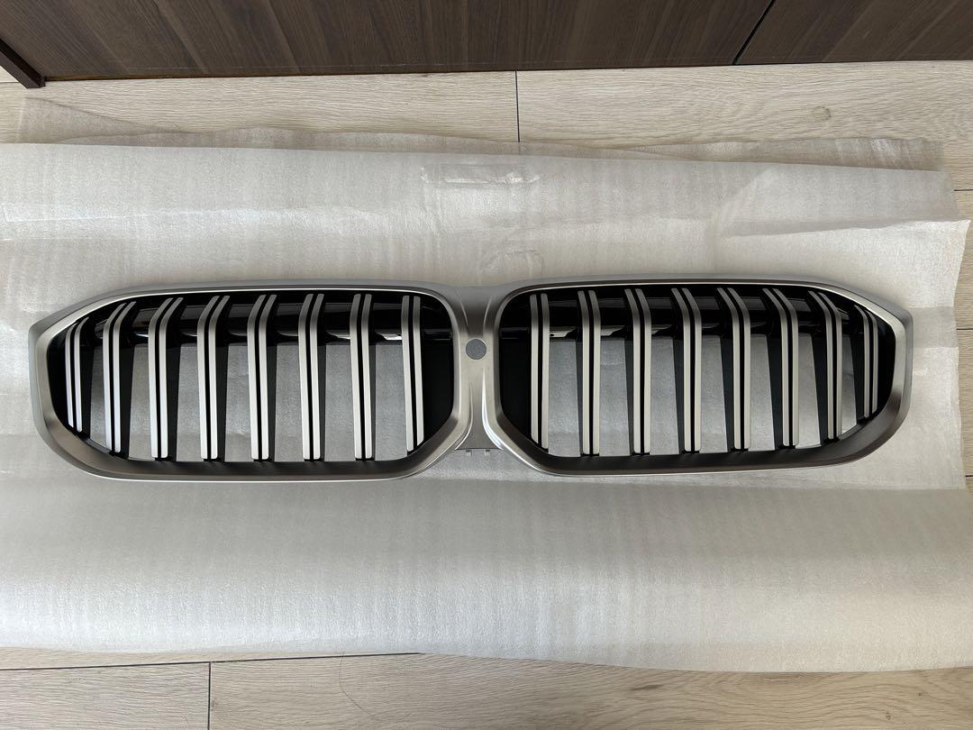 新品　BMW G21 純正フロントグリル