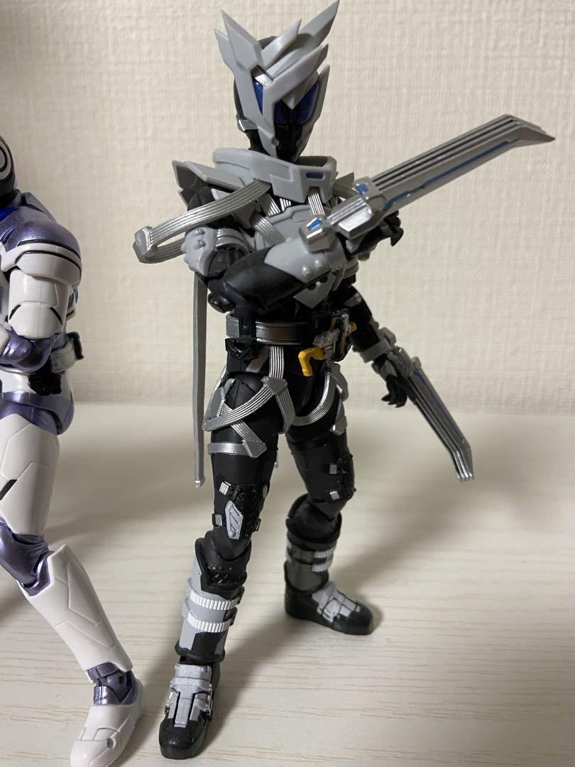 仮面ライダーゼロワン　SHフィギュアーツ4体セット