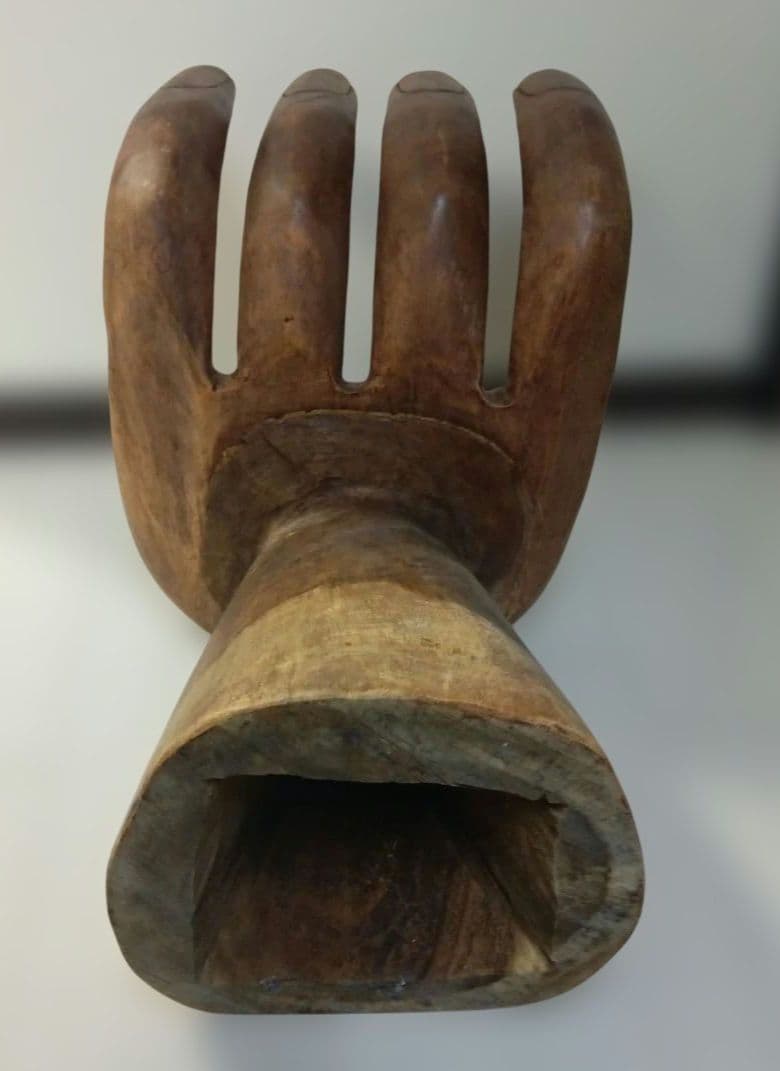 ハンドチェア 右手やや傷や汚れあり