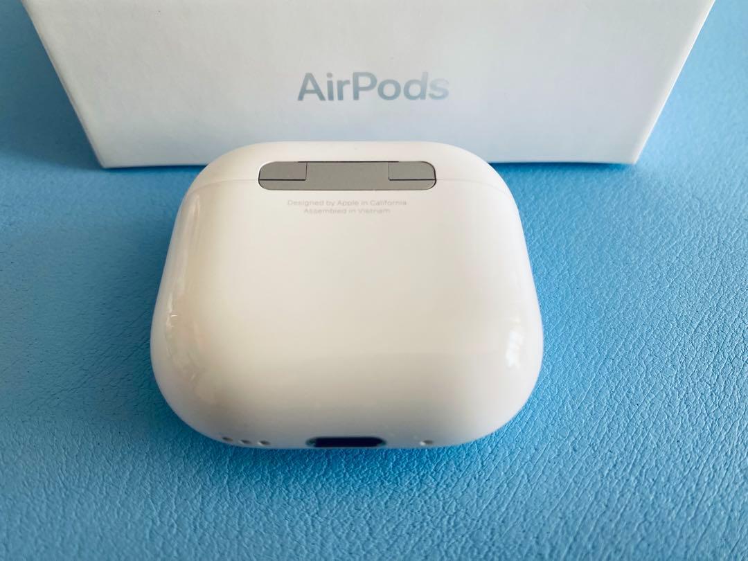 AirPods 第4世代 充電ケースのみ ノイキャン付 A3059