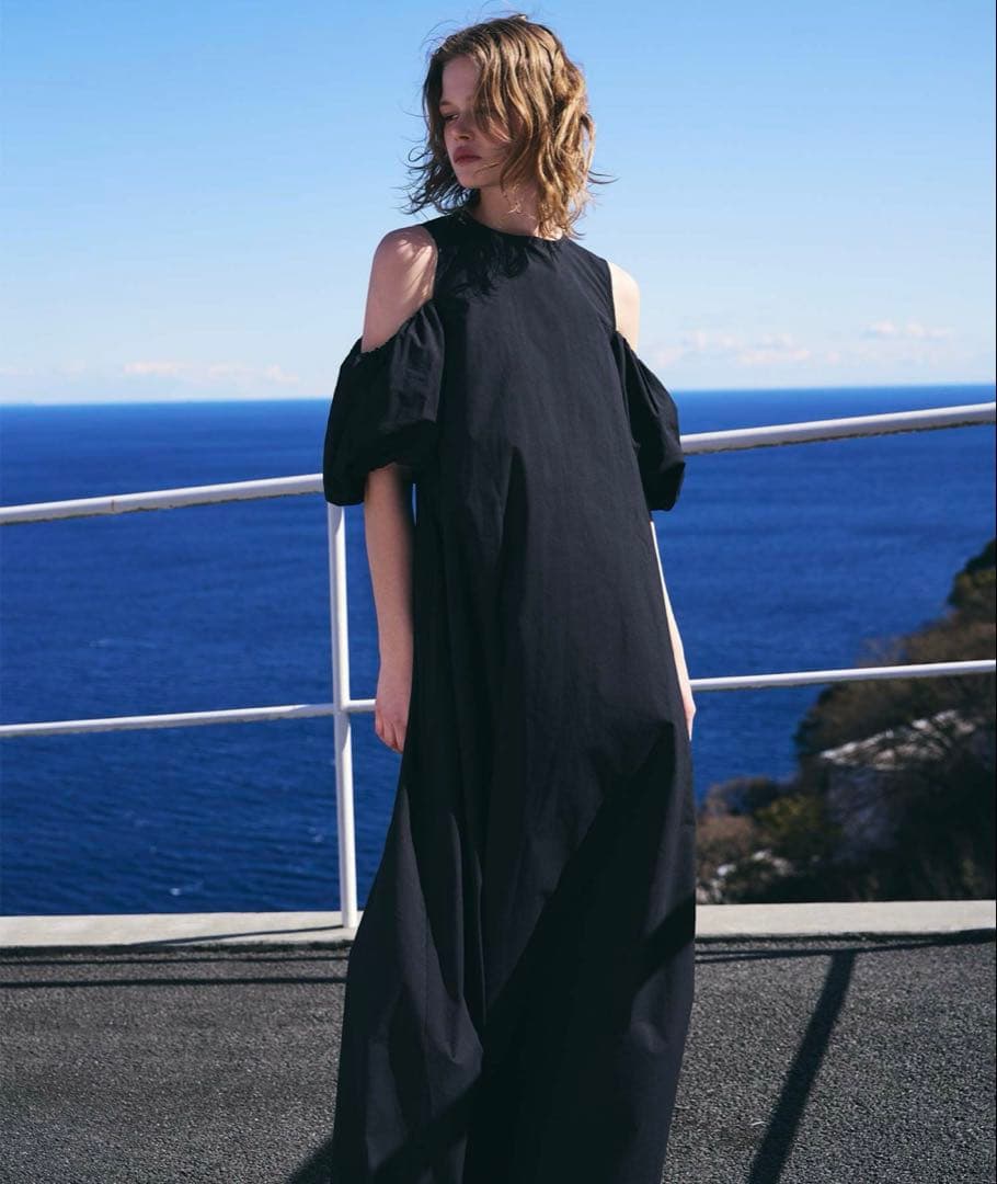 バルーンスリーブボリュームワンピース