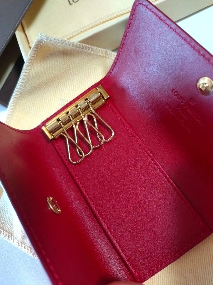 【新品・箱付】LOUIS VUITTON キーケース ミュルティクレ4 ヴェルニ ルイ・ヴィトン ヴェルニ キーケース ミュルティクレ4 ルージュ