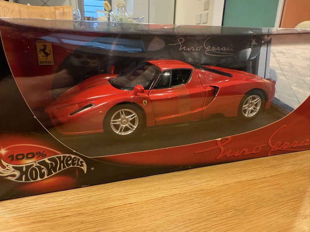 1/18ミニカー EnzoFerrari　エンツォ フェラーリ　新品　送料込