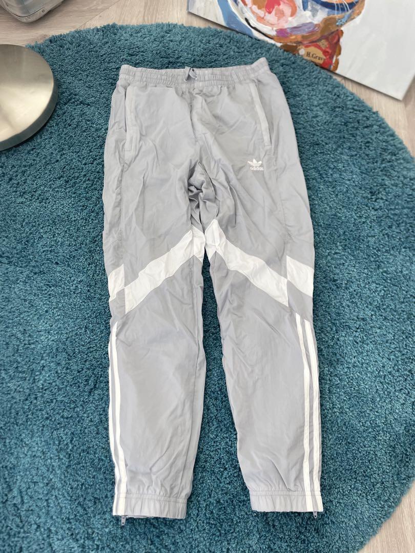 adidas グレー ジョガーパンツ Lパンツ