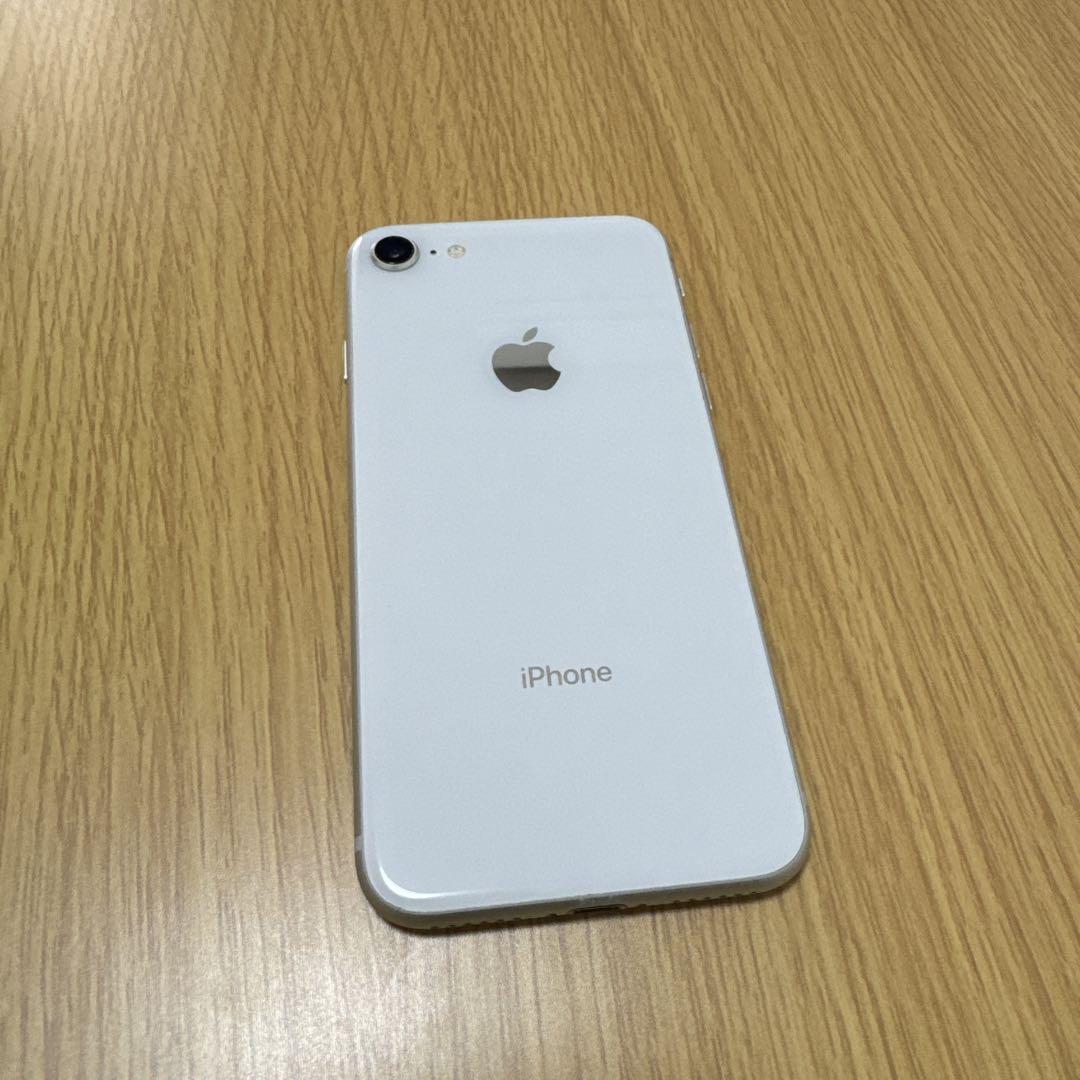 宅配便配送 Apple iPhone8 256GB シルバー本体 スマートフォン本体