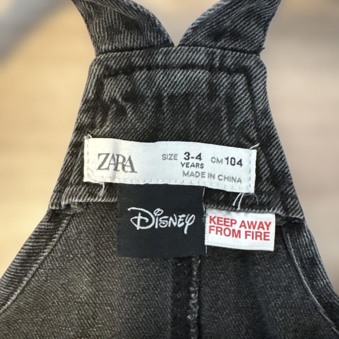 ZARA ミニーマウス刺繍ダークデニムジャンバースカート 104cm