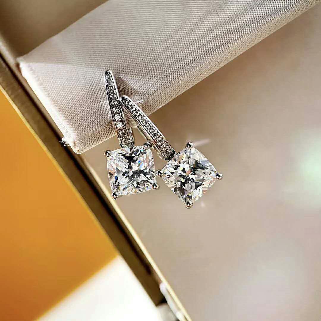 高品質.Pt950ダイヤモンド 1.00ct イヤリング 24-