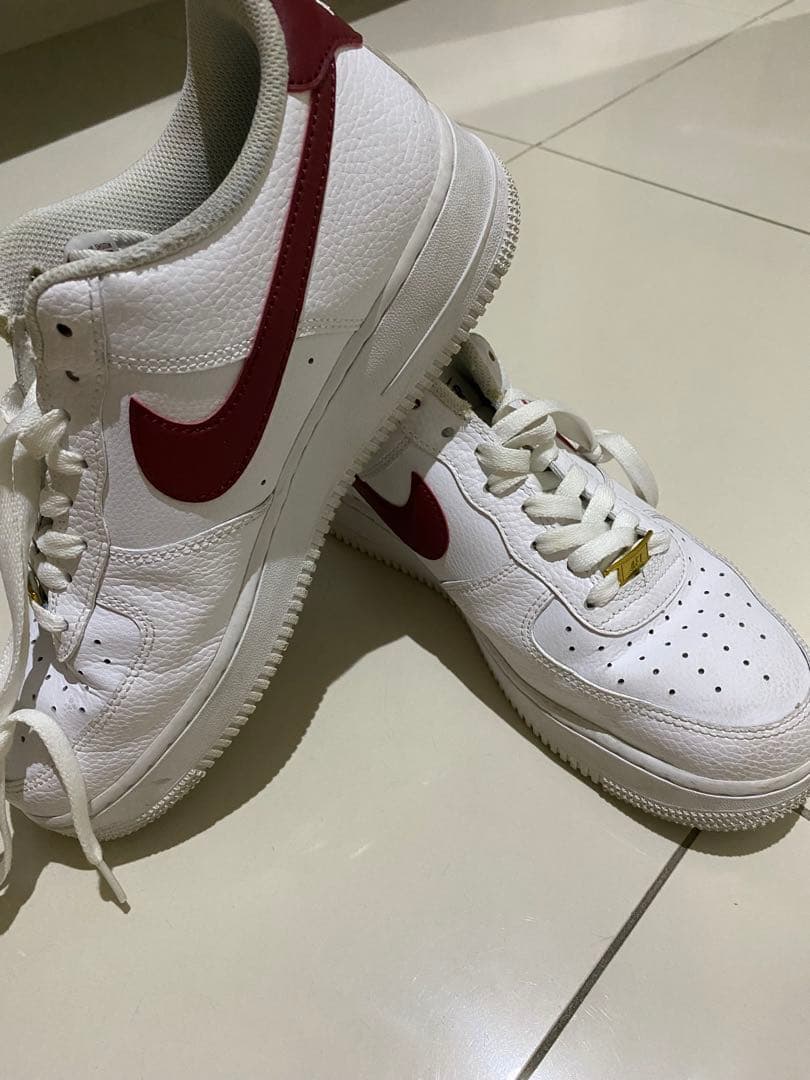 Nike Air Force 1 ホワイト/レッド