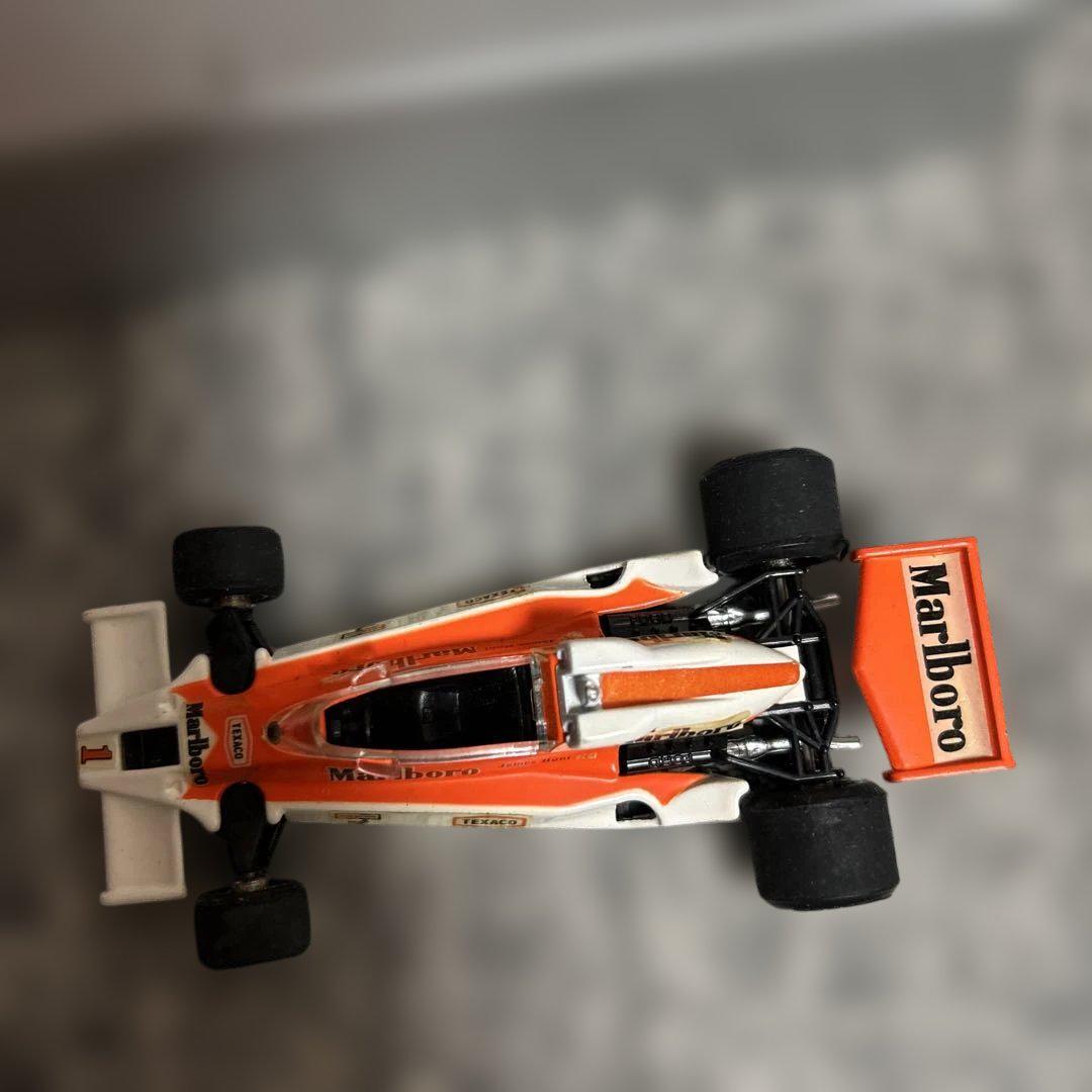 永大　Marlboro-McLaren M-26 1/43 スケール　マルボロ 永大 Marlboro-McLaren M-26 1/43 スケール マルボロ - メルカリ