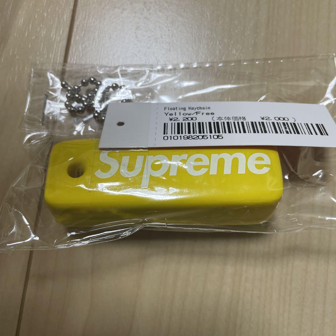 小物 Supreme Floating Keychain