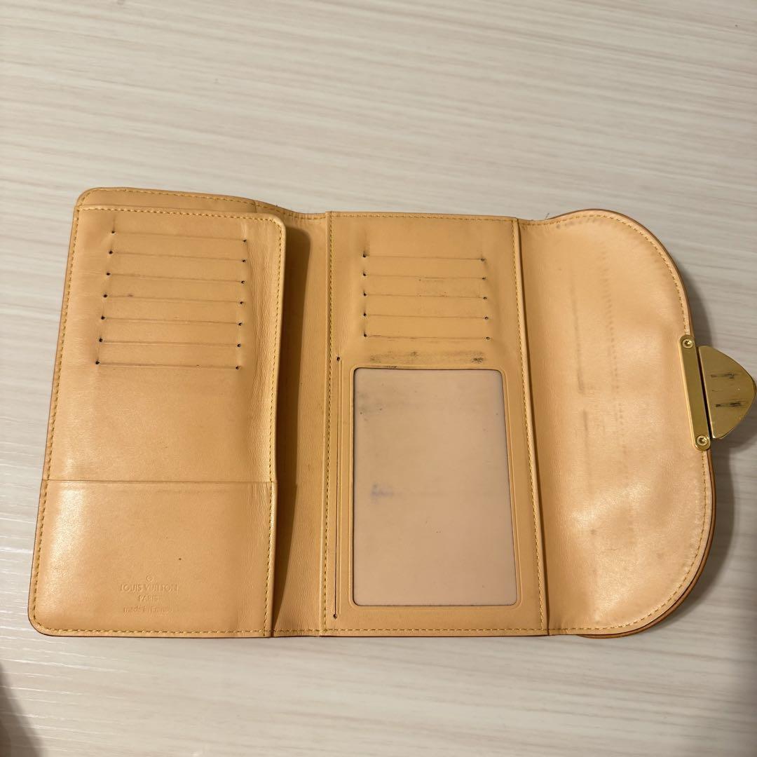 LouisVuittonマルチカラー三つ折り財布