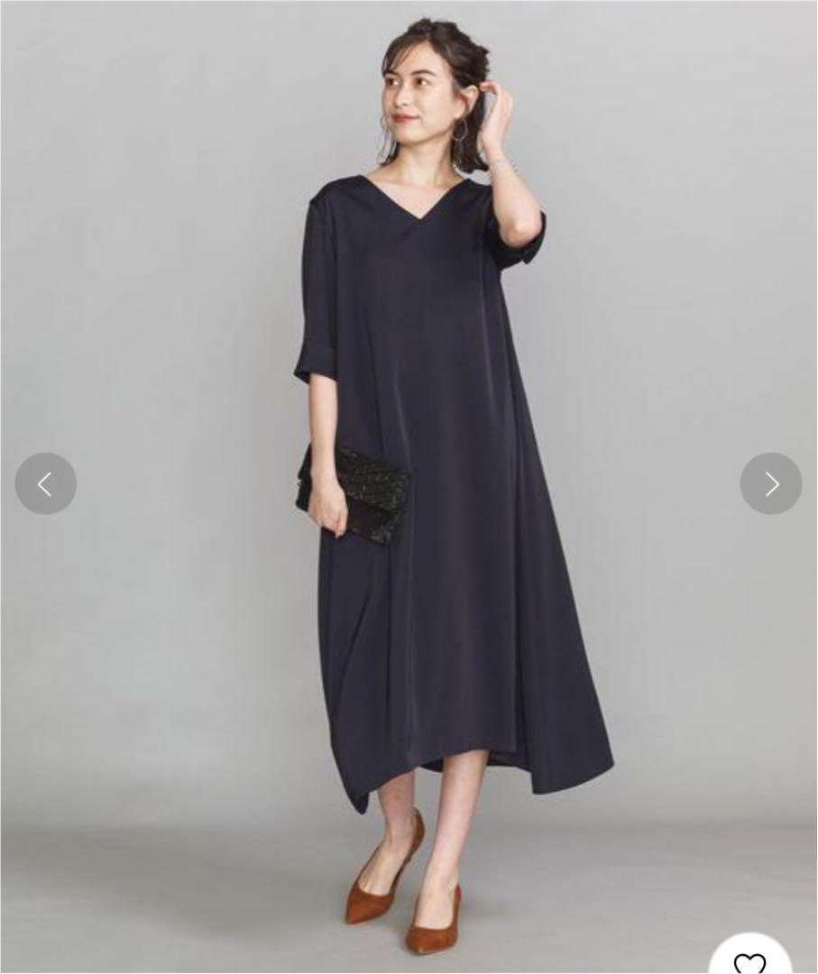 BY DRESS サテンAライン5分袖ドレス