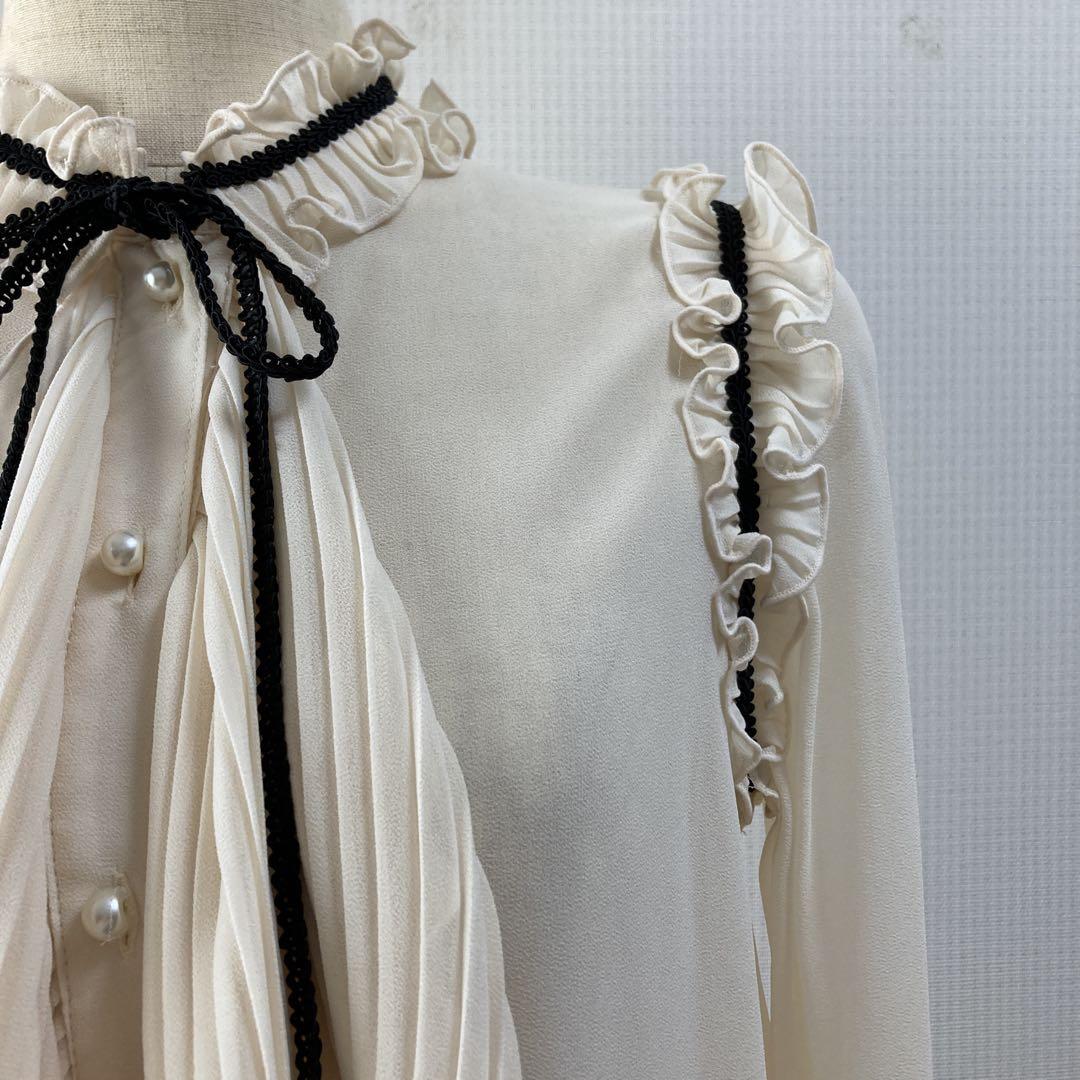 最新の激安 美品 ダブルスタンダード ダブスタ アイボリージョーゼット トップス