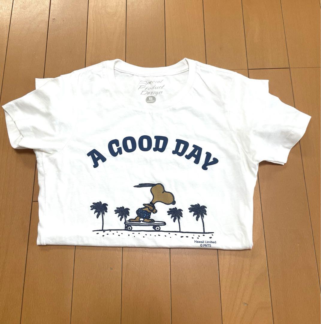 ハワイ 限定　日焼け スヌーピー　Ｔシャツ　Ｓサイズ　モニホノルル　フラダンス 未着用]ハワイ限定品 日焼けスヌーピー Tシャツ モニホノルル
