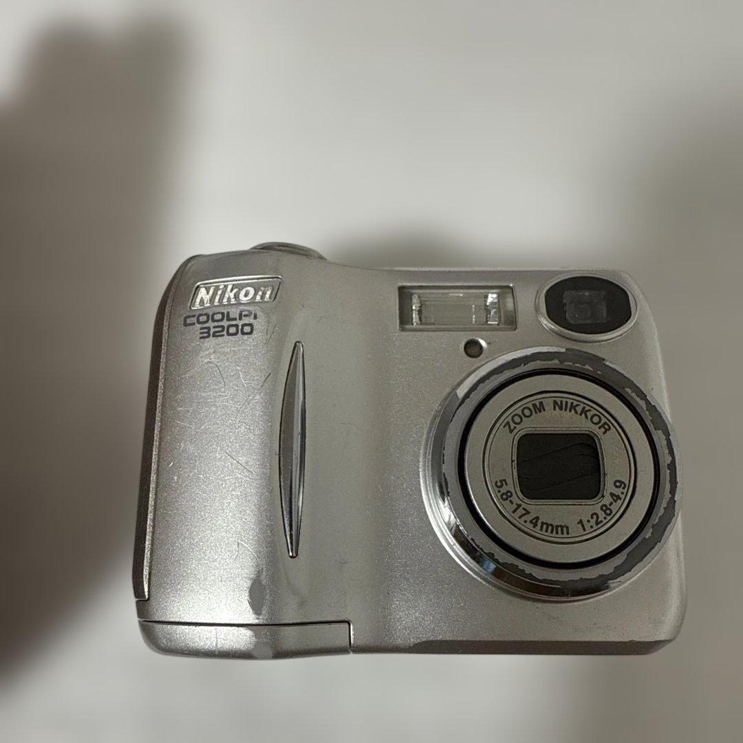 Nikon　COOLPIX 3200 デジカメ 動作確認済み 動作確認済み ニコン COOLPIX 3200 オールドコンデジ デジカメ