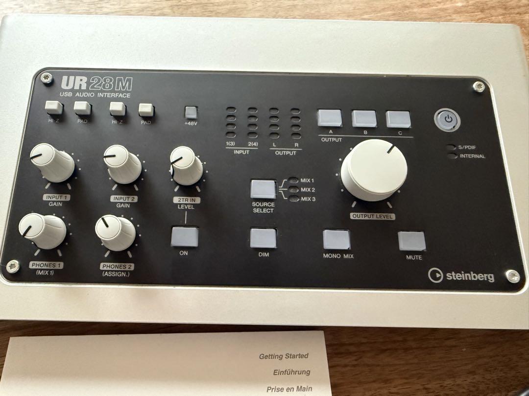 【美品】Steinberg UR28M 動作確認済 日焼けなし