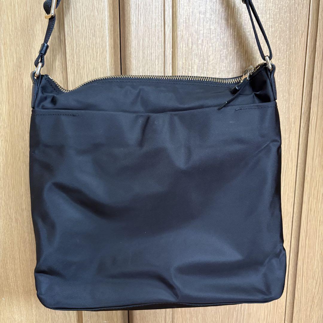 TUMI クロスボディ メッセンジャーバッグ - メルカリ