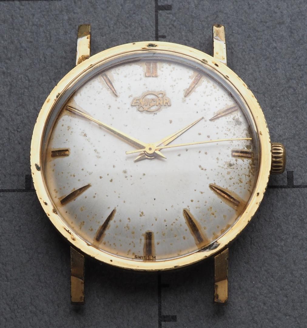 ENICAR 1960年代 ぼろぼろのガワから綺麗な機械