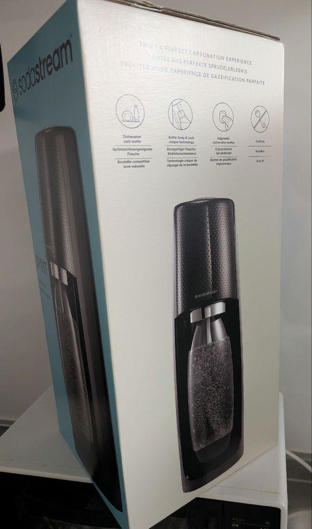 sodastream SPIRIT 炭酸水メーカー　スターターキット