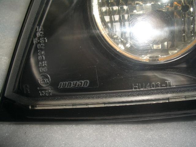 スズキ　スイフト テールランプ 社外　　ZC11S　ZD11S　ZC31S