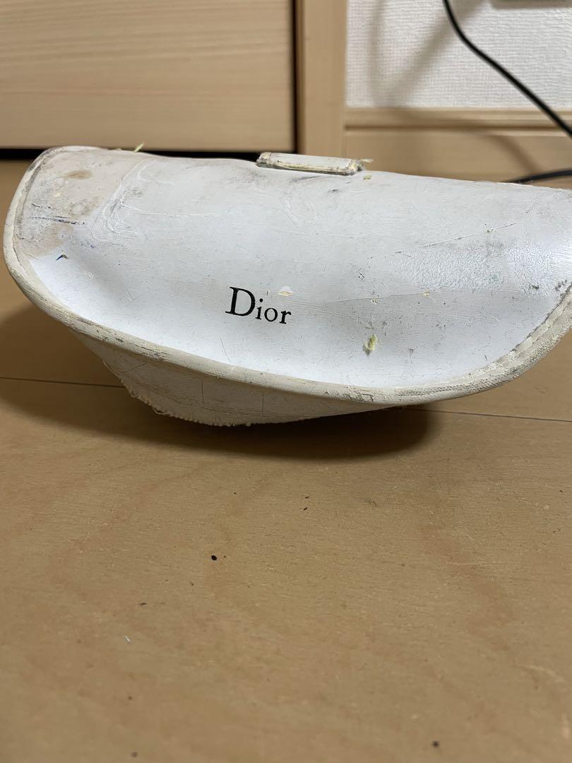 Dior ホワイト サングラス ケース付き Dior ホワイトサングラス ケース付き 小物