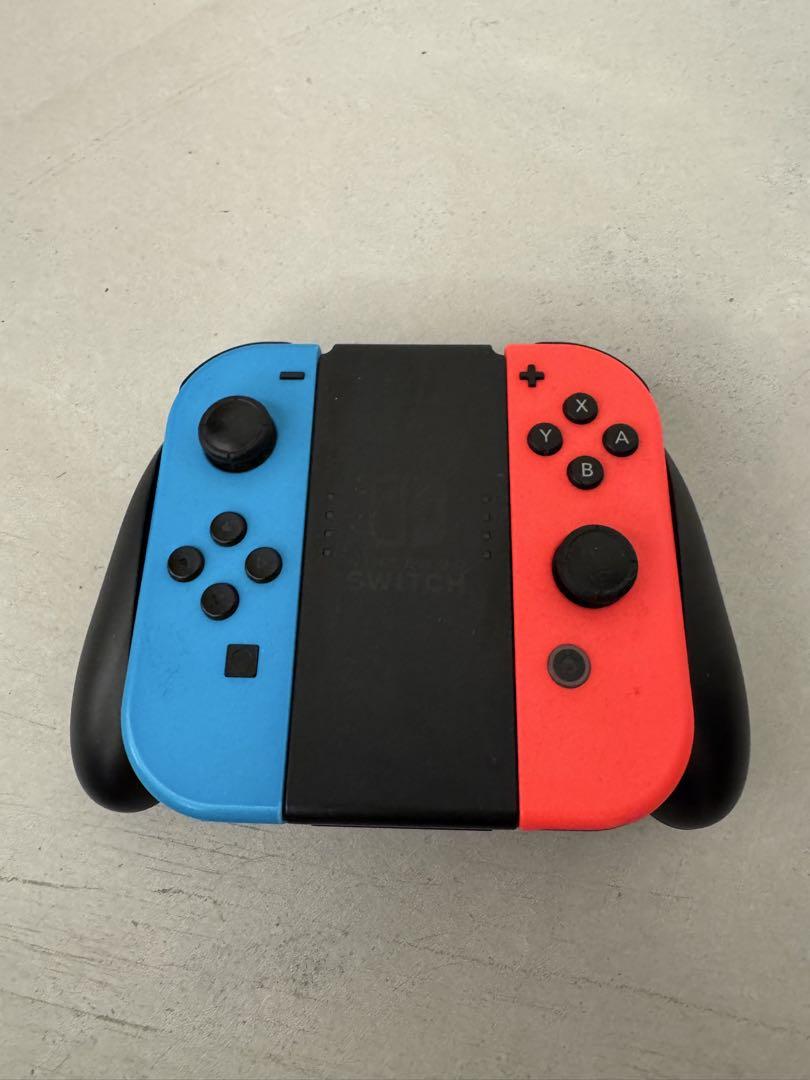Nintendo Switch 本体　赤/青