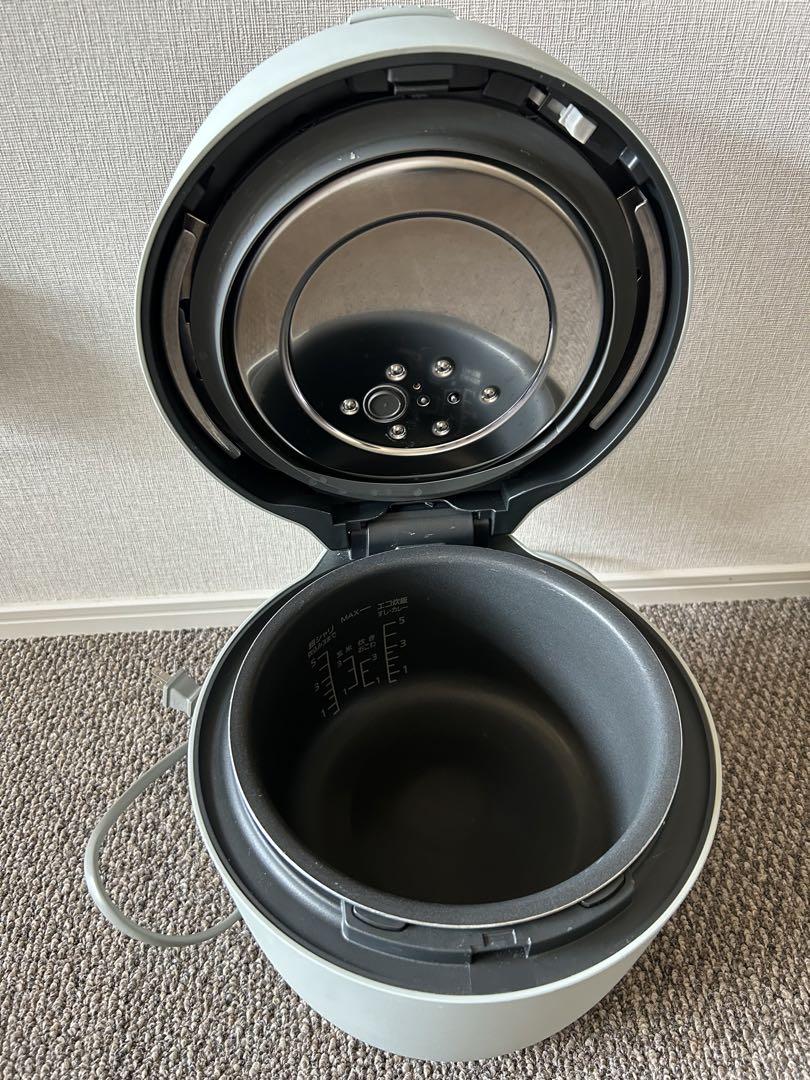 Panasonic 2022年製　SR-NB102 炊飯器 グリーン