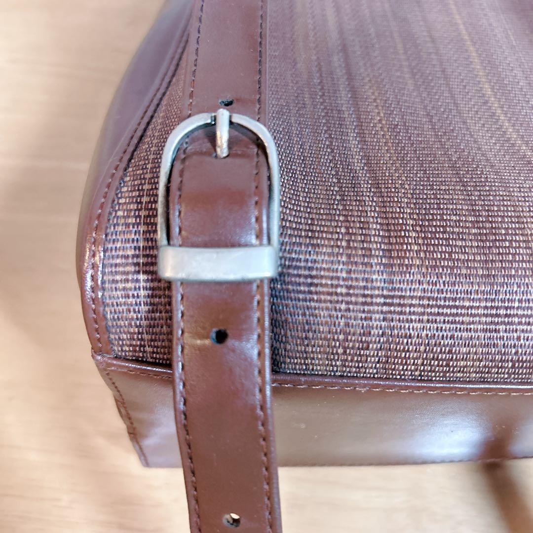GENUINE HORSE HAIR】レザー ターンロック ミニマル リュック