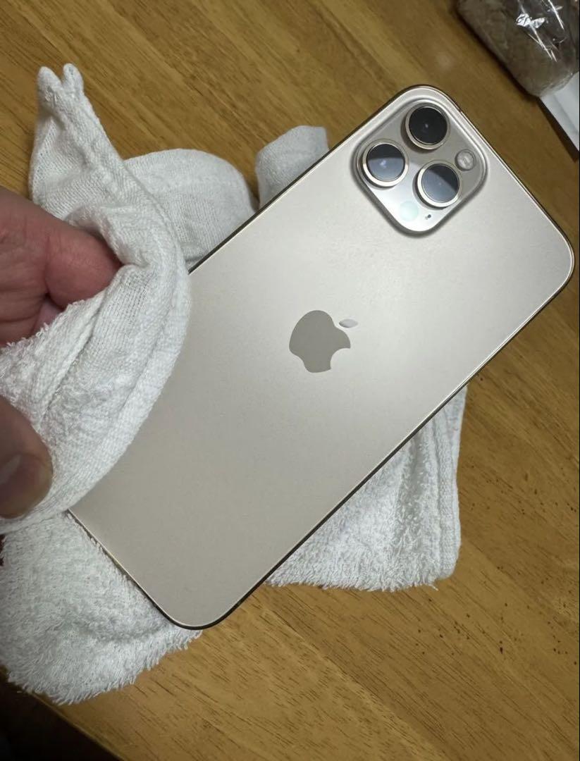 Apple iPhone 12Pro maxゴールド 本体