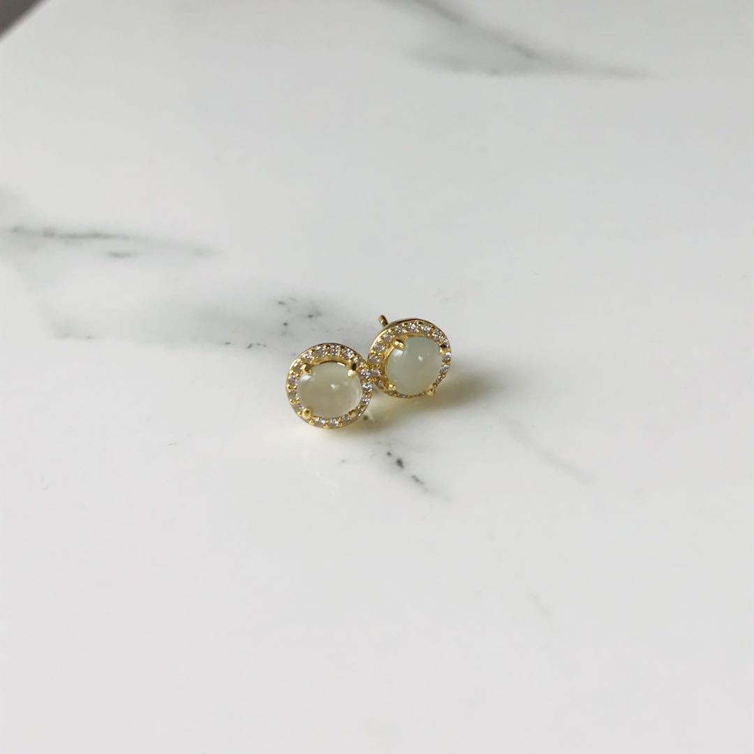 [P100-012] 翡翠　ピアス　天然石　ミャンマー産　s925 氷翡翠 P100-012] 翡翠 ピアス 天然石 ミャンマー産 s925 氷翡翠 - メルカリ