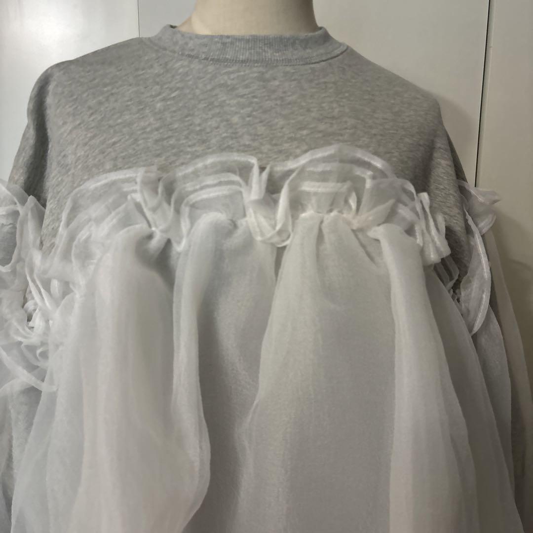ANNA PUFF TOP Bibiy. グレー BIBIY ANNA PUFF TOP グレー